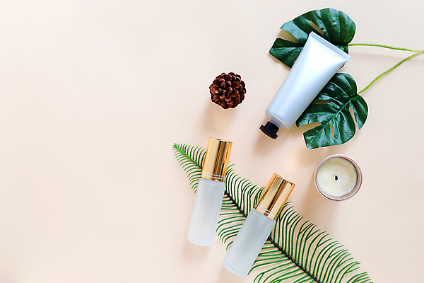 포토 JPG 해외이미지 라이프스타일 웰빙 디자인 여자 꽃 얼굴 백그라운드 신체 건강 사람없음 치료 세트 컬러풀 유행 스파 화장품 흰색 화려 고급 우아함 보호 상품 컨테이너 수집 향수 오브젝트 유기농 아로마 튜브 스킨케어 아로마테라피 내추럴 돌봄 수분크림 위생관리 목업 스타일 미니멀 해외포토 식물 산업 컬러 컨셉 의학 모션 관리 사람 생활 신체부위 뷰티 테라피 파일형식 이미지허브