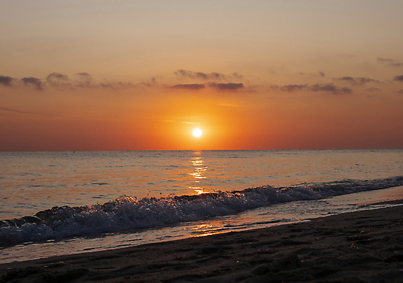 포토 JPG 해외이미지 주간 구름 하늘 풍경 사람없음 야외 태양 일출 해외포토 자연요소 노을 파일형식 이미지허브