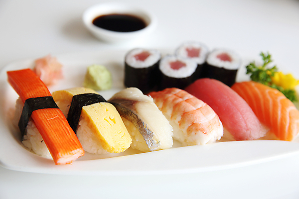 포토 JPG 해외이미지 접시 음식 요리 사람없음 세트 계란 초밥 신선 장어 해산물 연어 모듬초밥 해외포토 식기 어류 알 모듬 일본음식 파일형식 이미지허브