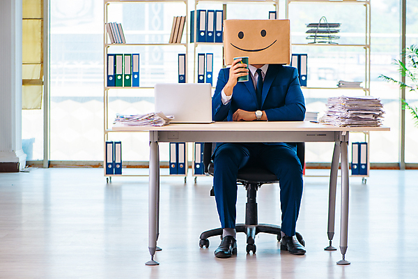 포토 JPG 해외이미지 전신 남자 커피 티타임 휴식 실내 한명 들기 앉기 정장 성인 앞모습 사무실 비즈니스맨 종이상자 성인남자한명만 해외포토 1 옷 음료 뷰포인트 컨셉 비즈니스 모션 사람 내부 상자 직장인 남자한명만 성인남자만 파일형식 이미지허브