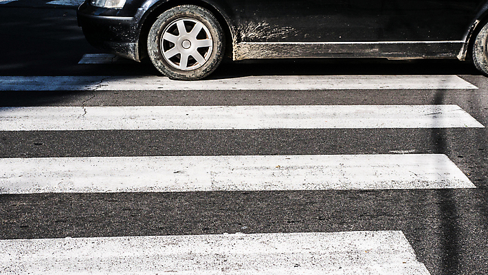 포토 JPG 해외이미지 도로 길 선 백그라운드 십자가 패턴 교통시설 모션 자동차 표면 새로움 거리 경고 안전 사람 사람없음 검은색 줄무늬 산책 회색 운전 흰색 도시 바퀴 거친 고속도로 보행자 보행로 횡단보도 위험 교차로 심볼 사인 질감 심플 얼룩말 타운 방법 자동 콘크리트 해외포토 육상교통 컬러 교통 컨셉 무늬 휴식 말_동물 시설 파일형식 이미지허브