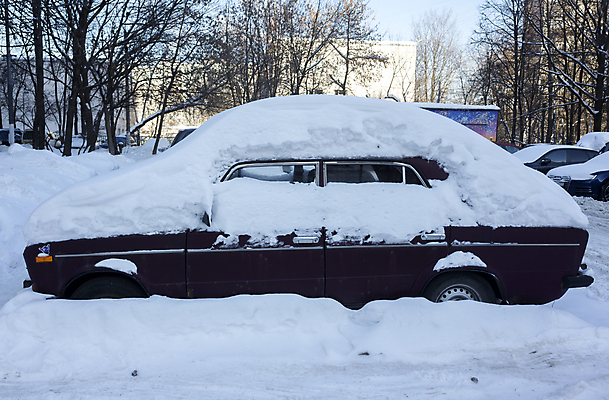 포토 JPG 해외이미지 계절 도로 겨울 교통시설 자동차 자연 지붕 날씨 거리 주택 사람없음 야외 냉동 추위 흰색 도시 정상 주차 아스팔트 서리 폭풍 타운 눈보라 제비 나쁜 루트 자동 제설기 줄서기 눈내림 많음 해외포토 길 육상교통 컬러 교통 컨셉 모션 조류 눈_날씨 건물 시설 생태계 제설 파일형식 이미지허브