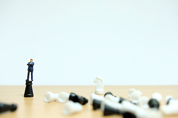 포토 JPG 해외이미지 직업 조각 백그라운드 컨셉 생각 비즈니스 사업가 모션 놀이 성공 아이디어 서기 사람 경기 사람없음 금융 사무실 장난감 숫자 힘 침묵 경쟁 미니어처 도전 게임 비즈니스맨 체스말 체스 계획 대표 리더 싸움 패배 체스판 전략 경영 정치 제어 필승 해외포토 문자 남자 스포츠 경제 모형 소리 우승 말_게임 직장인 파일형식 이미지허브