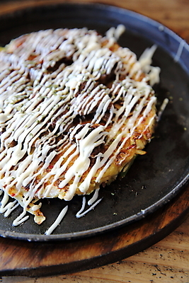 포토 JPG 해외이미지 실내 사람없음 아웃포커스 오코노미야끼 일본음식 나무배경 해외포토 음식 백그라운드 촬영기법 내부 파일형식 이미지허브