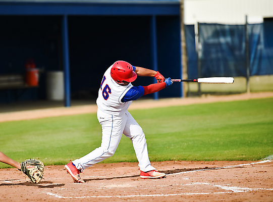 포토 JPG 해외이미지 손 남자 유니폼 청소년 한명 들기 옆모습 아웃포커스 신체부위 10대 경쟁 경기장 활발 야구 야구방망이 타자 야구선수 야구복 대회 야구헬멧 십대남자한명만 휘두르기 해외포토 1 옷 뷰포인트 컨셉 스포츠시설 모션 운동선수 촬영기법 사람 운동복 구기 야구용품 헬멧 남자한명만 십대남자만 파일형식 이미지허브