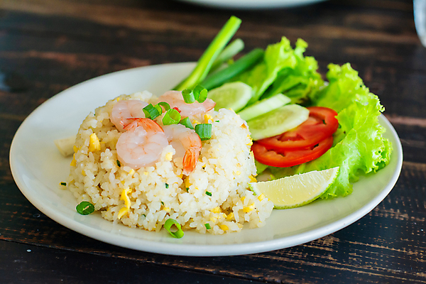 포토 JPG 해외이미지 접시 음식 포크 토마토 채소 태국 탁자 밥 양파 오이 새우 육류 요리 동양인 사람없음 목재 초록색 주방 식당 계란 숟가락 식사 저녁식사 중국 튀김 맛 먹기 레몬 해산물 향신료 점심식사 인기 핸드메이드 해외포토 나무 식기 아시아 컬러 가구 컨셉 과일 식재료 재료 모션 수저 갑각류 인종 상점 알 향미료 파일형식 이미지허브