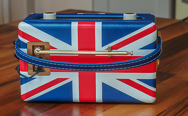 포토 JPG 해외이미지 배너 음악 음향기기 컨셉 노래 통신 성공 영국 아이디어 사람없음 컴퓨터그래픽 한개 3D 소리 흰색 깃발 뉴스 국기 은색 플라스틱 자르기 심볼 마이크 사인 라디오 만들기 오디오 방송 잭 애국심 노래방 고립 웅장함 카피스페이스 해외포토 1 유럽 컬러 모션 재질 문화예술 그래픽 전자제품 공백 디지털합성 파일형식 이미지허브