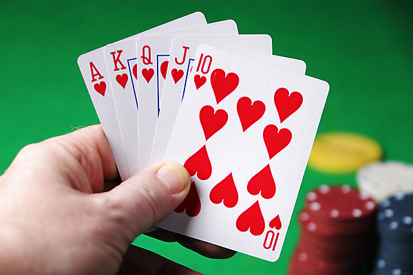 포토 JPG 해외이미지 손 스포츠 백그라운드 비즈니스 손가락 놀이 성공 사람 정장 사람없음 빨간색 초록색 검은색 게임 흰색 하트 마음 잡기 우승 10 신용카드 행운 도박 위험 왕 삽 카지노 클럽 기회 다이아몬드 5 포커 잭 여왕 곤봉 고립 라스베가스 승자 에이스 직진 해외포토 모양 옷 스포츠용품 컬러 컨셉 모션 신체부위 금융 숫자 최고 트럼프 보석 파일형식 이미지허브