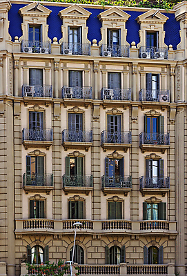 포토 JPG 해외이미지 디자인 외관 유럽 길 벽 여행 백그라운드 패턴 건축양식 창문 유리 호텔 부동산 벽돌 아파트 주택 프레임 사람없음 야외 건물 가로 블록 수확 발코니 도시 역사 스페인 재산 플랫 묘사 질감 시티라이프 타운 바르셀로나 린스 옛날 진짜 콘크리트 해외포토 라이프스타일 건축물 건축 나라 무늬 농업 재질 숙소 금융 파일형식 이미지허브