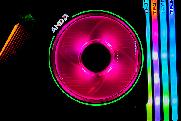 포토 JPG 해외이미지 장신구 새로움 사람없음 컴퓨터 컬러풀 디지털 침묵 장비 부채 닫기 콘센트 순환 반도체 전자 시스템 단상 혁명 냉각기 램 마더보드 업그레이드 프로세서 하드웨어 핵심 주도 해외포토 컬러 컨셉 모션 전자제품 소리 예절 파일형식 이미지허브