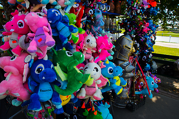 포토 JPG 해외이미지 전통 디자인 유럽 문화 여행 백그라운드 패턴 건축양식 추상 휴가 선물 미술 사람없음 야외 장식 파란색 쇼핑 컬러풀 세일 여행객 상점 시장 질감 정사각형 기념품 냉장고 지역 광택 타운 수공예 폴란드 옛날 크라쿠프 핸드메이드 많음 해외포토 도형 건축 나라 컬러 컨셉 무늬 문화예술 사람 가전제품 도시 공예 오브젝트 파일형식 이미지허브