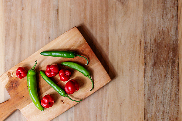 포토 JPG 해외이미지 식물 전통 음식 백그라운드 컨셉 재료 고추 탁자 피망 파프리카 마늘 요리 사람없음 목재 빨간색 초록색 컬러풀 우주 주방 식당 숟가락 식사 추위 시골 그릴 정상 먹기 허브 책상 향신료 메뉴 서빙 머리위 소금 후추 바질 채식주의자 카피스페이스 해외포토 나무 컬러 가구 채소 모션 주방용품 수저 상점 공백 채식 향미료 파일형식 이미지허브