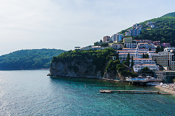 포토 JPG 해외이미지 나무 실루엣 바다 여행 하늘색 자연 하늘 휴가 산 풍경 경사 사람없음 초록색 물 여름 파란색 태양 도시 만 보트 휴양지 몬테네그로 부드바 생태학 절정 수평선 해외포토 자연요소 식물 계절 교육 컬러 배_교통 촬영기법 장소 생태계 파일형식 이미지허브