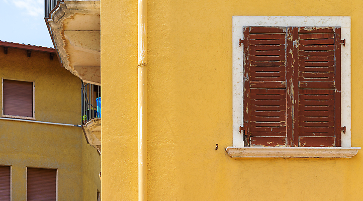 포토 JPG 해외이미지 전통 외관 유럽 벽 백그라운드 오렌지 건축양식 창문 날씨 주택 프레임 건설업 사람없음 건물 목재 갈색 이탈리아 수확 시골 도시 지중해 버리기 셔터 옛날 노화 카피스페이스 해외포토 나무 건축물 건축 나라 산업 바다 컬러 컨셉 농업 과일 재료 모션 공백 파일형식 이미지허브