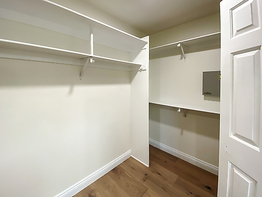 포토 JPG 해외이미지 라이프스타일 디자인 옷 가구 새로움 선반 주택 실내 매달리기 사람없음 내부 목재 장식 유행 우주 방 흰색 장롱 조직 고급 선택 큼 수집 배열 수납 모음 보유 신발장 스타일 많음 파케트 해외포토 나무 컬러 생활용품 컨셉 재료 모션 건물 생활 크기 파일형식 이미지허브