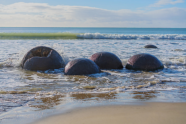 포토 JPG 해외이미지 모래 파도 바다 여행 백그라운드 자연 하늘 휴가 파노라마 풍경 사람없음 야외 물 파란색 환경 거품 추위 가을 뉴질랜드 해외포토 자연요소 계절 컬러 촬영기법 오세아니아 생태계 파일형식 이미지허브