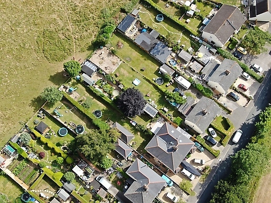 포토 JPG 해외이미지 주택 안테나 사람없음 시골 타운 드론 해외포토 통신 건물 도시 파일형식 이미지허브