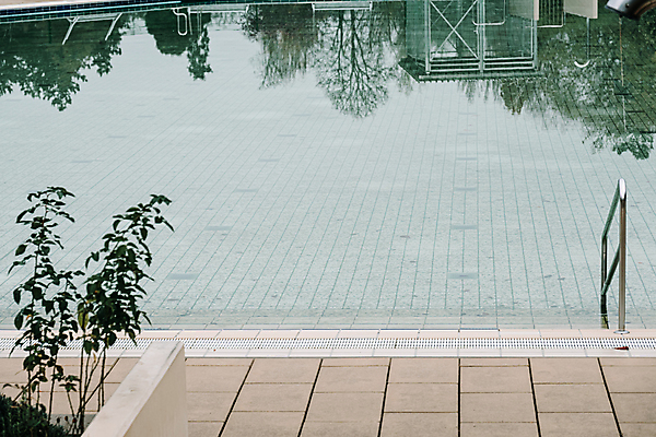 포토 JPG 해외이미지 호텔 수영장 사람없음 가로 계단 일반 철책 해외포토 숙소 파일형식 이미지허브