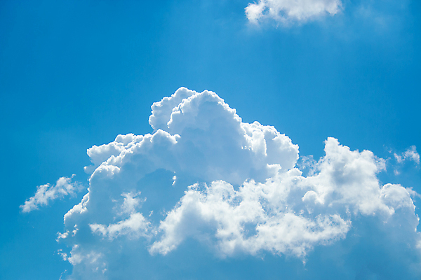 포토 JPG 해외이미지 구름 백그라운드 자연 하늘 날씨 풍경 사람없음 야외 여름 파란색 빛 햇빛 태양 환경 맑음 봄 흰색 오픈 분위기 천국 솜털 내추럴 오존 해외포토 자연요소 계절 컬러 컨셉 생태계 파일형식 이미지허브