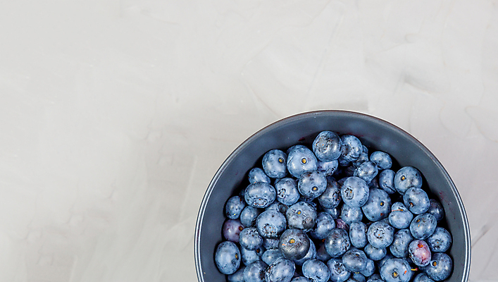 포토 JPG 해외이미지 배너 열매 음식 백그라운드 잎 다이어트 과일 재료 자연 탁자 디저트 건강 사람없음 빛 검은색 식사 사막 시골 신선 그룹 사발 달콤 맛 유기농 블루베리 산딸기 숙성 카피스페이스 해외포토 식물 웰빙 컬러 가구 컨셉 공백 사기그릇 생태계 파일형식 이미지허브