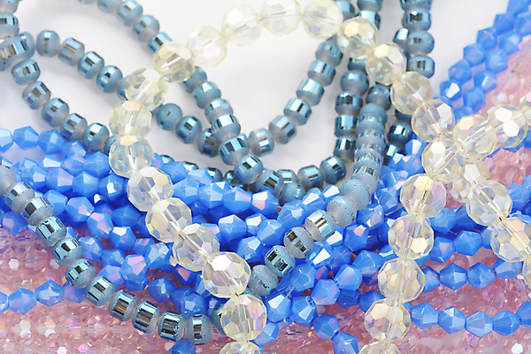 포토 JPG 해외이미지 디자인 분홍색 백그라운드 목걸이 장신구 유리 추상 불꽃 미술 취미 사람없음 장식 파란색 빛 세트 유행 바위 화려 고급 우아함 닫기 크리스탈 보석 자르기 구슬 질감 다이아몬드 자수 보물 고립 멀티 핸드메이드 많음 해외포토 컬러 컨셉 무늬 모션 재질 불 문화예술 돌_바위 광석 파일형식 이미지허브