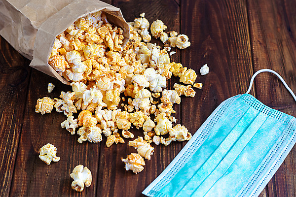 포토 JPG 해외이미지 응시 종이 안경 커피 음료 음식 재료 가족 휴식 주택 패스트푸드 따뜻함 옥수수 사람없음 친구 노트북 빛 상자 노란색 3D 헤드폰 어둠 튀김 사발 바이러스 클래식 달콤 쓰레기 리모컨 저녁 낟알 영화관 레모네이드 양동이 필름 팝콘 패키지 파열 생태학 짠맛 해외포토 시선 잡화 교육 컬러 음향기기 컨셉 관계 곡류 건물 전자제품 사기그릇 맛 인스턴트 야간 극장 디지털합성 에이드 파일형식 이미지허브