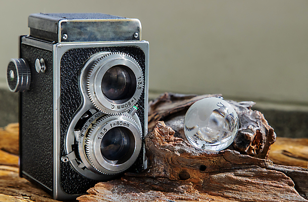 포토 JPG 해외이미지 직업 라이프스타일 손 디자인 응시 취미 사람없음 가로 반사 카메라 금속 사진촬영 거울 장비 탐험 수확 골동품 공구 구멍 역사 클래식 중앙 사진사 필름 묘사 오브젝트 그림 복고 슛 아날로그 깊이 옛날 제어 조작 스타일 해외포토 시선 컨셉 농업 재질 생활 신체부위 전자제품 촬영 도구 작가 파일형식 이미지허브