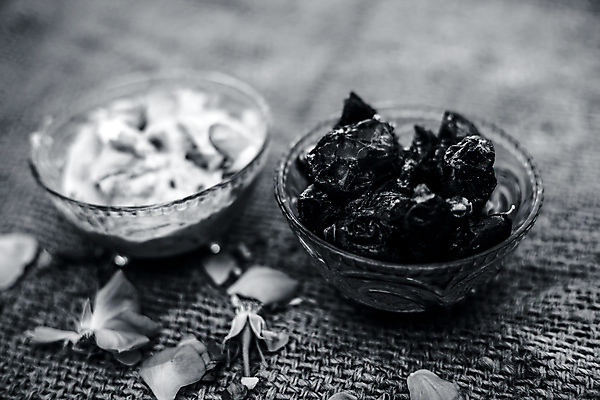 포토 JPG 해외이미지 전통 음료 음식 백그라운드 겨울 다이어트 과일 재료 유리 디저트 건조 건강 동양인 사람없음 갈색 우유 흰색 날짜 중앙 달콤 이슬람교 인도인 유기농 대추 부드러움 아몬드 아라비아 동쪽 쉐이크 내추럴 고립 단식 라마단 스무디 시나몬 아랍어 해외포토 외국인 웰빙 계절 종교 컬러 재질 유제품 인종 견과류 감각 맛 방향 파일형식 이미지허브