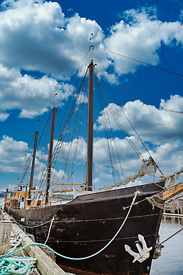 포토 JPG 해외이미지 영어 여행 교통시설 영국 항해 사람없음 목재 골동품 큼 닻 돛대 구식 옛날 해외포토 나무 문자 유럽 교통 배_교통 재료 크기 시설 파일형식 이미지허브