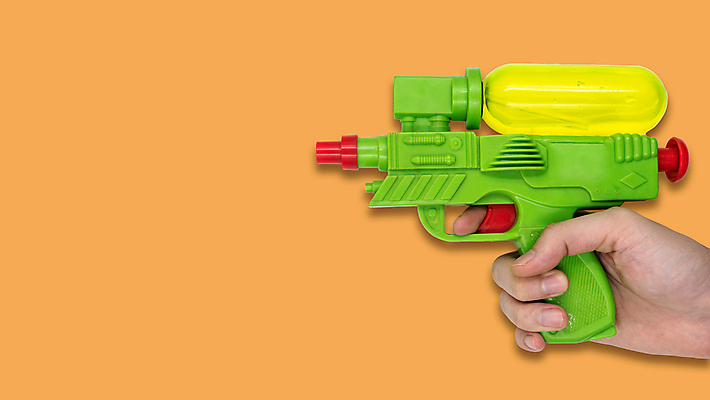 포토 JPG 해외이미지 손 무기 어린이 백그라운드 컨셉 오렌지 장난 놀이 사람없음 초록색 물 여름 컬러풀 장난감 노란색 우주 기쁨 젖음 권총 총 게임 흰색 플라스틱 발사 오브젝트 싱글 싸움 분무기 펌프 해외포토 자연요소 계절 감정 컬러 과일 모션 재질 사람 신체부위 파일형식 이미지허브
