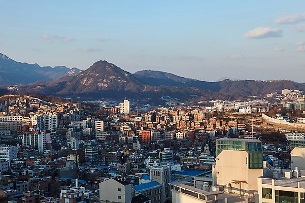 포토 JPG 주간 풍경 사람없음 야외 건물 도시풍경 북한산 충정로 국내포토 자연요소 건축물 산 서울 도시 파일형식 고양