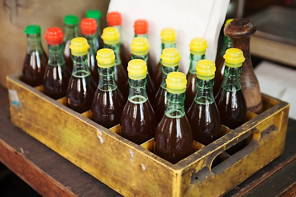 포토 JPG 실내 사람없음 바구니 여러개 시장 재래시장 성남 전통시장 참기름 국내포토 전통 다수 내부 기름_음식 경기도 파일형식