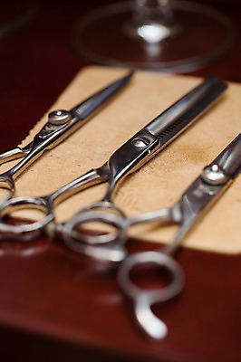 포토 JPG 서울 가위 실내 사람없음 아웃포커스 이발 오브젝트 이발소 국내포토 문구용품 한국 촬영기법 내부 뷰티샵 파일형식