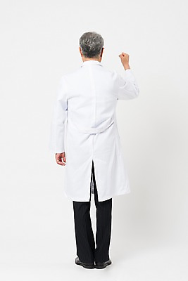 포토 JPG 스튜디오촬영 전신 노년 남자 의학 실내 한명 서기 사람 뒷모습 실버라이프 파이팅 한국인 의사가운 흰배경 70대 한의사 노인남자한명만 국내포토 1 라이프스타일 뷰포인트 백그라운드 모션 동양인 성인 내부 의사 흰색 가운 남자한명만 노인남자만 파일형식