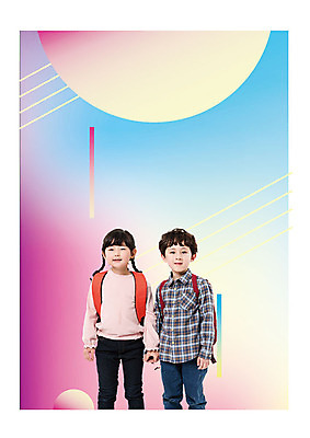 편집이미지 응시 여자 어린이교육 교육 남자 어린이라이프 초등학생 어린이 선 디지털백그라운드 책가방 서기 미소 사람 상반신 두명 앞모습 친구 디지털 손잡기 한국인 원형 혼합 번짐 어린이만 이미지편집 AI파일 도형 학생 라이프스타일 시선 뷰포인트 백그라운드 가방 관계 모션 표정 동양인 파일형식 벡터 효과