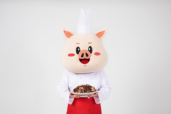 포토 JPG 스튜디오촬영 남자 실내 요리 한명 들기 사람 상반신 20대 성인 앞모습 주방장 요리사 한국인 돼지띠 돼지 흰배경 야식 돼지캐릭터 족발 동물탈 인형탈 성인남자한명만 기해년 국내포토 직업 1 뷰포인트 동물캐릭터 백그라운드 포유류 모션 돼지고기 동양인 청년 내부 흰색 십이지신 탈 남자한명만 성인남자만 파일형식 2019년