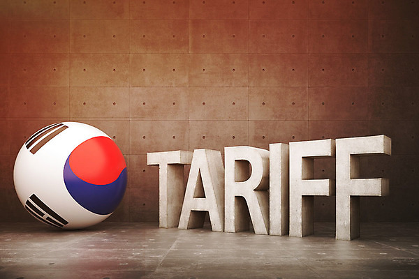 PSD 편집이미지 문자 알파벳 벽 백그라운드 공 한국 타이포그라피 사람없음 빨간색 파란색 3D소스 3D 국기 태극기 충돌 디지털합성 무역 긴장 관세 편집3D 영어 감정 산업 아시아 컬러 세금 파일형식