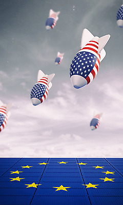 PSD 구름 편집이미지 백그라운드 사람없음 파란색 3D소스 3D 미국 여러개 떨어짐 성조기 국기 미사일 폭탄 충돌 디지털합성 무역 긴장 유럽연합 관세 편집3D 자연요소 감정 산업 컬러 다수 컨셉 북아메리카 폭발물 세금 파일형식