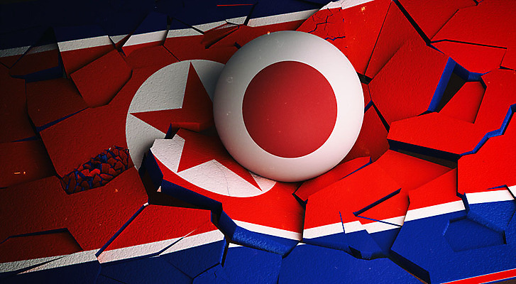 PSD 편집이미지 백그라운드 공 사람없음 빨간색 파란색 3D소스 3D 일본 국기 충돌 디지털합성 무역 긴장 일장기 깨짐 북한 북한국기 산산조각 관세 편집3D 감정 산업 아시아 컬러 컨셉 손상 세금 파일형식