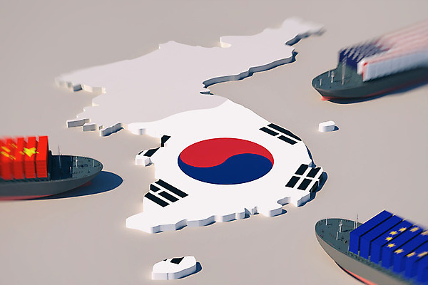 PSD 편집이미지 백그라운드 지도 한국 사람없음 3D소스 3D 미국 중국 흰색 국기 태극기 화물선 충돌 디지털합성 무역 압박 긴장 한반도 유럽연합 관세 편집3D 감정 산업 아시아 컬러 북아메리카 배_교통 세금 파일형식