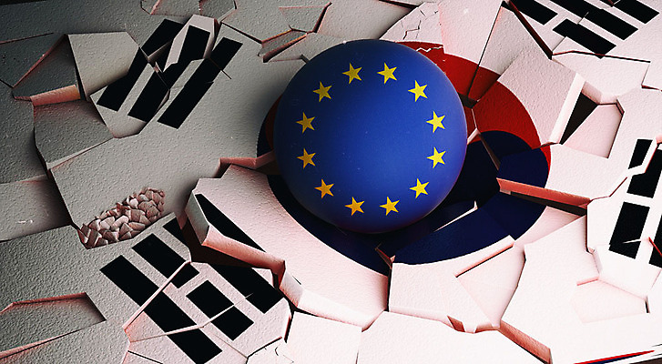 PSD 편집이미지 백그라운드 공 한국 사람없음 3D소스 3D 흰색 국기 태극기 충돌 디지털합성 무역 긴장 깨짐 유럽연합 산산조각 관세 편집3D 감정 산업 아시아 컬러 컨셉 손상 세금 파일형식