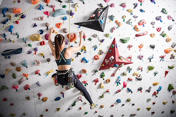 포토 JPG 전신 우먼라이프 여자 밧줄 스포츠 실내 매달리기 한명 안전 사람 20대 성인 뒷모습 레포츠 운동복 운동 헬스장 한국인 도전 잡기 익스트림스포츠 체육관 오르기 암벽등반 로프고리 인공암벽등반 클라이밍 성인여자한명만 국내포토 1 라이프스타일 옷 줄 뷰포인트 모션 레저 건강 동양인 청년 내부 헬스 등산 등반 여자한명만 성인여자만 파일형식