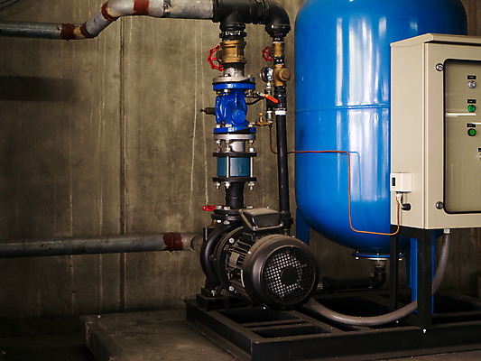 포토 JPG 해외이미지 산업 백그라운드 공장 불 안전 사람없음 물 힘 장비 발전기 긴급 판넬 보호 연결 접속 측정 수도꼭지 예방 싸움 보안 전자 공포 시스템 튜브 소화기 펌프 게이지 베터리 스프링쿨러 압력 제어 파이프라인 해외포토 자연요소 컨셉 공업 모션 발전소 안전장비 소방 파이프_관 파일형식 이미지허브