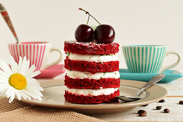 포토 JPG 해외이미지 꽃 커피 티타임 사람없음 케이크 원두 체리 달콤 커피잔 티스푼 생크림 해외포토 식물 음료 과일 휴식 디저트 잔 숟가락 맛 크림 파일형식 이미지허브