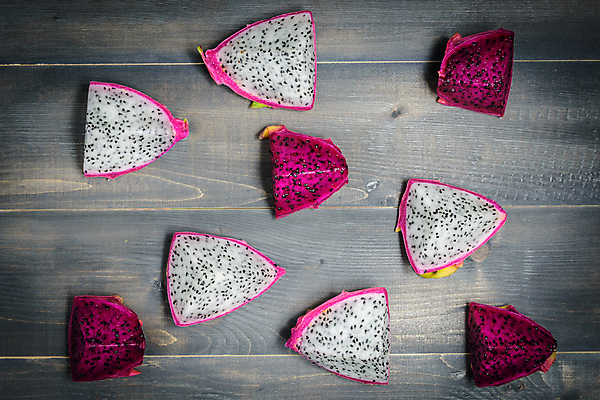 포토 JPG 해외이미지 아시아 음식 조각 다이어트 과일 태국 디저트 건강 씨앗 사람없음 목재 빨간색 갈색 식사 흰색 신선 맛 널 날것 슬라이스 다리찢기 영양분 채식주의자 해외포토 나무 식물 나라 컬러 컨셉 재료 모션 채식 파일형식 이미지허브