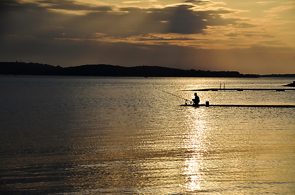 포토 JPG 해외이미지 구름 계절 유럽 스포츠 바다 여행 백그라운드 오렌지 자연 벽지 하늘 바람 휴가 풍경 사람없음 야외 가로 물 빛 컬러풀 햇빛 태양 반사 노란색 맑음 일몰 봄 새벽 황금 저녁 어부 지중해 장면 천국 크로아티아 스카이라인 파라다이스 수평선 해외포토 자연요소 직업 나라 컬러 과일 날씨 노을 야간 생태계 파일형식 이미지허브
