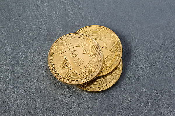 포토 JPG 해외이미지 백그라운드 컨셉 돈 인터넷 비즈니스 표면 사람없음 금융 경제 디지털 동전 회색 네트워크 시장 황금 암호 정상 발굴 심볼 사인 무역 상업 전자 흙더미 토막 전자상거래 가상 카피스페이스 가상화폐 해외포토 산업 컬러 흙 공백 재산 파일형식 더미 이미지허브