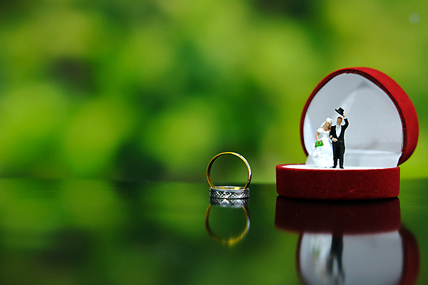 포토 JPG 해외이미지 커플 드레스 꽃 행복 꽃다발 결혼 백그라운드 가족 결혼식 남편 휴가 발렌타인데이 사랑 사람 사람없음 장식 빛 장난감 숫자 케이크 검은색 기쁨 미니어처 흰색 축하 반지 아내 신용카드 작음 심볼 약속 보케 초대 처음 해외포토 식물 문자 옷 감정 컬러 컨셉 장신구 관계 데이이벤트 디저트 이벤트 금융 모형 크기 파일형식 이미지허브