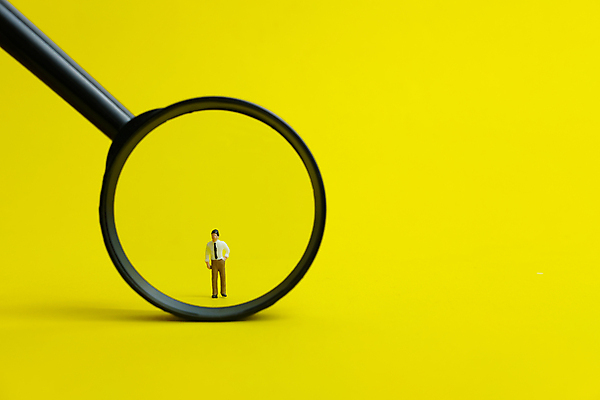 포토 JPG 해외이미지 직업 응시 컨셉 회사 비즈니스 통신 돋보기 노동자 새로움 사람 사람없음 사무실 장난감 숫자 미니어처 피규어 업무 비즈니스맨 확대 종업원 직원 검색 시작 경영자 리더 면접 기회 위치 자원 모집 발견 경영 고용 채용 후보 해외포토 문자 시선 남자 모형 구직 작업 직장인 파일형식 이미지허브