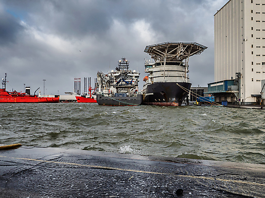 포토 JPG 해외이미지 식물 산업 바다 섬 항해 덴마크 해변 사람없음 물 항구 힘 장비 에너지 탐험 수술 헬리콥터 기중기 함선 비전 태평양 연료 가스 포트 공학 단상 펌프 송곳 조작 철강 공급 해외포토 자연요소 교육 배_교통 의학 교통시설 비행기 북유럽 치료 중장비 파일형식 이미지허브